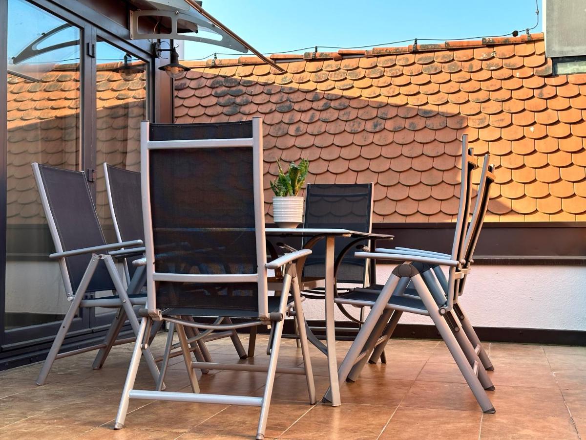 Amao-Green: City Center Maisonette with Rooftop Terrace Lahr  Exterior photo
